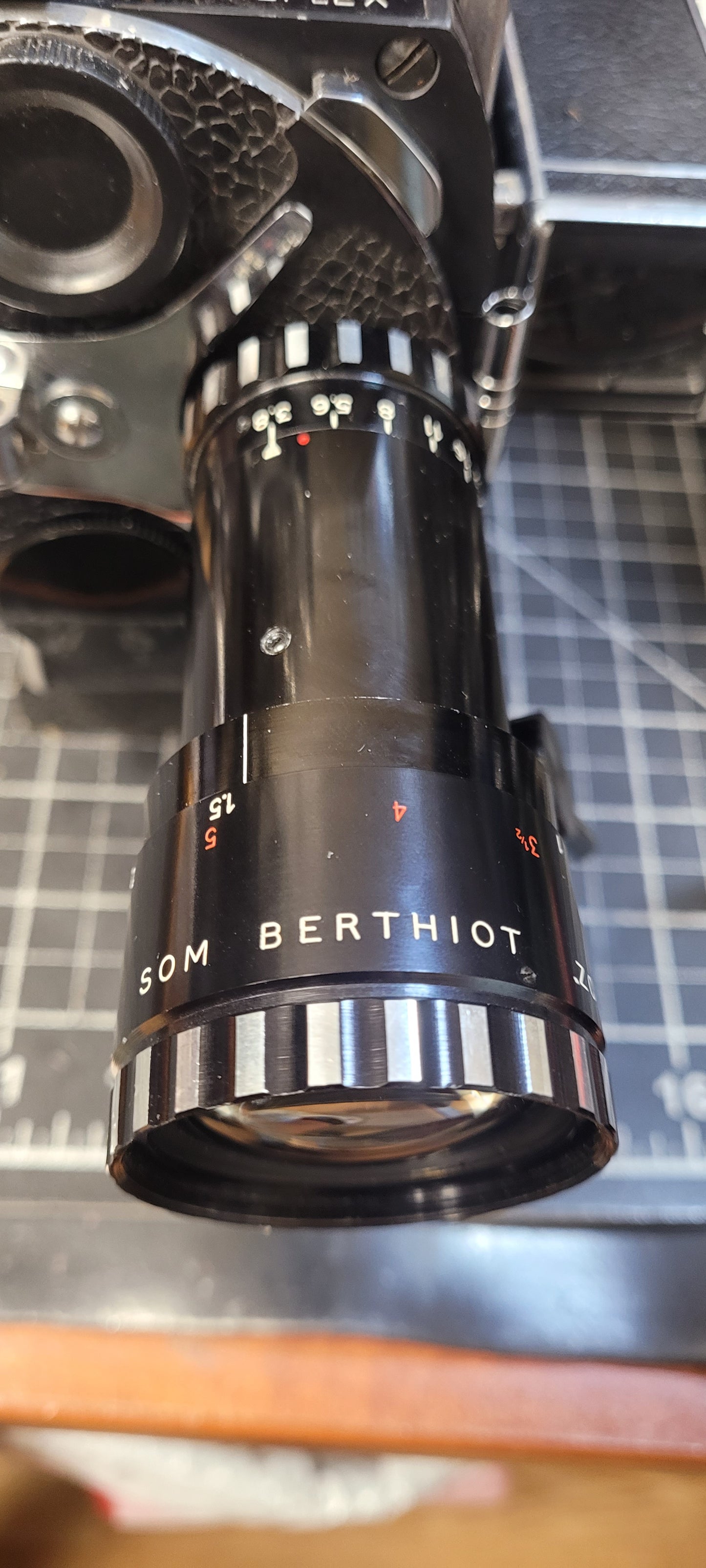 Som Berthiot B te S.G.D.G.17-85mm f3.8 C-Mount zoom lens S# T15044